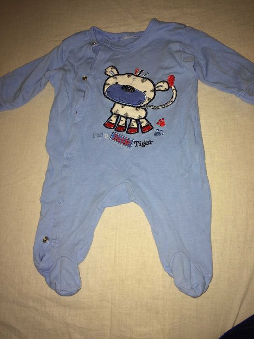 Бебешки и детски дрехи