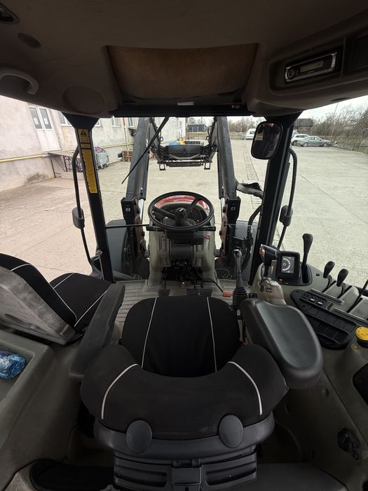 Case MAXXUM X125(New Holland, John Deere)