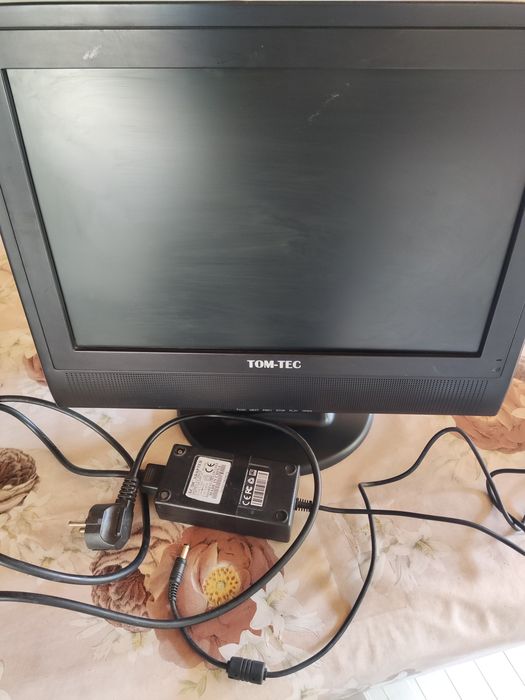 Телевизор TOM-TEC с DVD PLAYER на 12V.