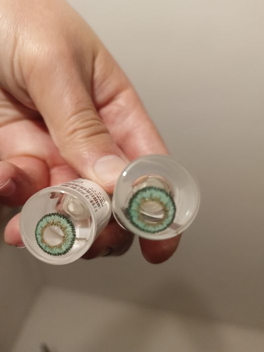 Продается линзы для глаз