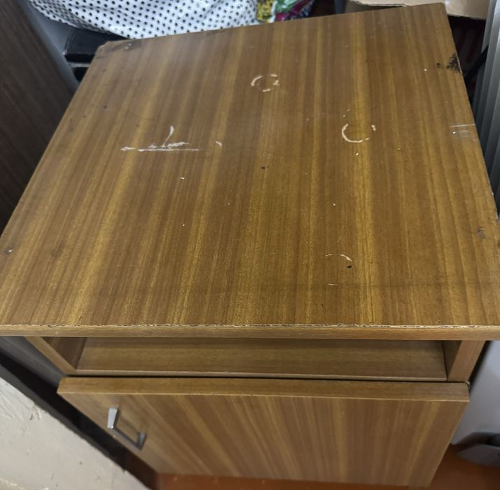 Тумбочка б/у за дёшево