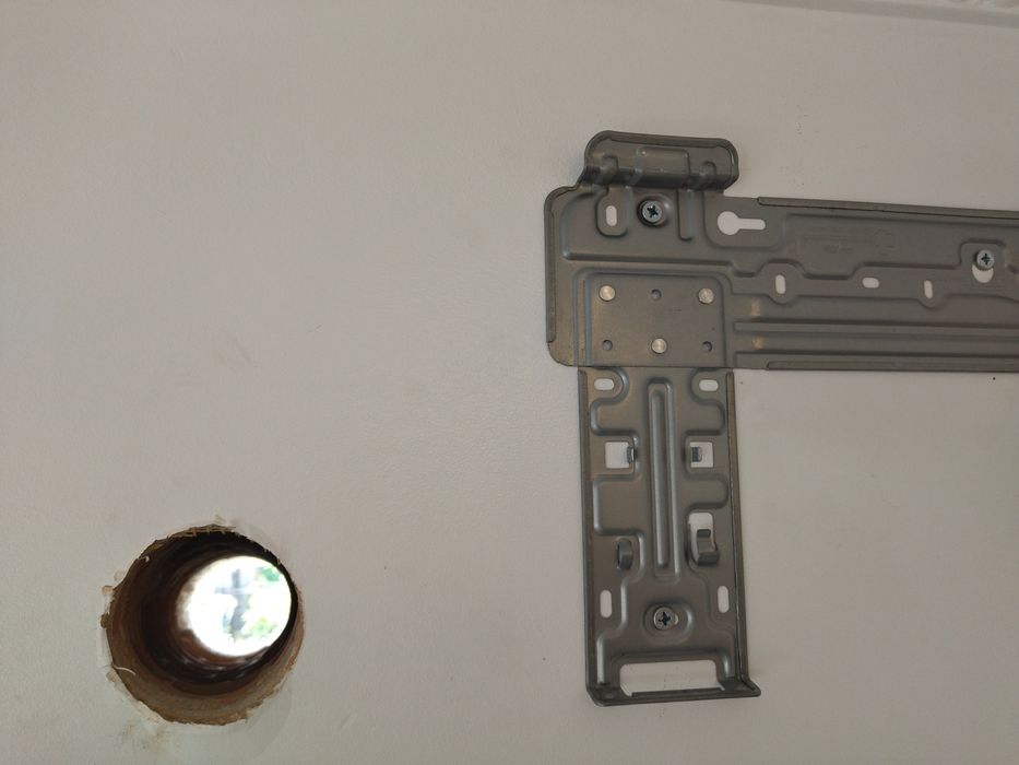 Gaura hota, aer condiționat,instalatii sanitare,de orice d