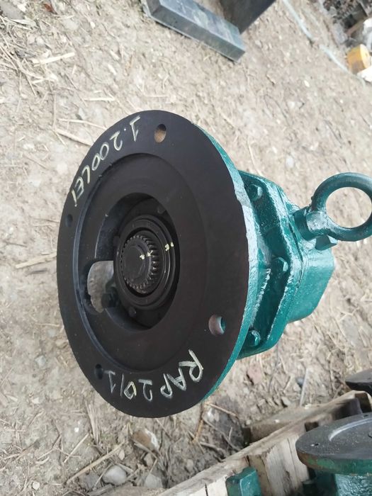 Reductor foraj apa raport de 20 la 1