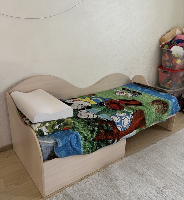 Продам кровать