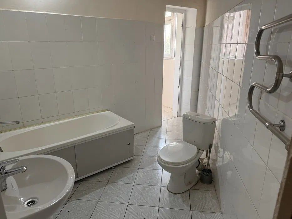 Сергели 6А. 2/2/7. 68 м². 2-станция Метро продаётся квартира