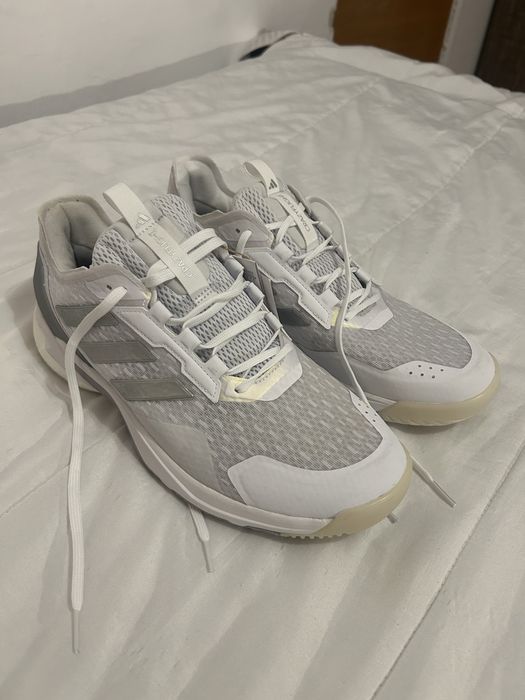 adidas Crazyflight 5