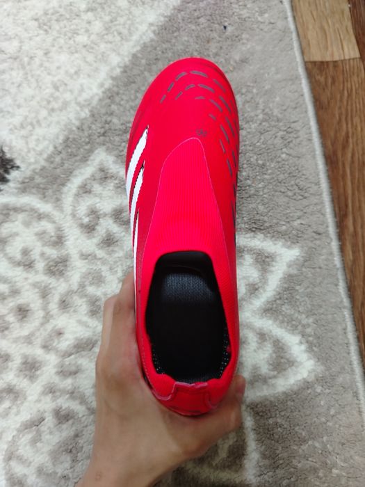 Бутсы Adidas predator