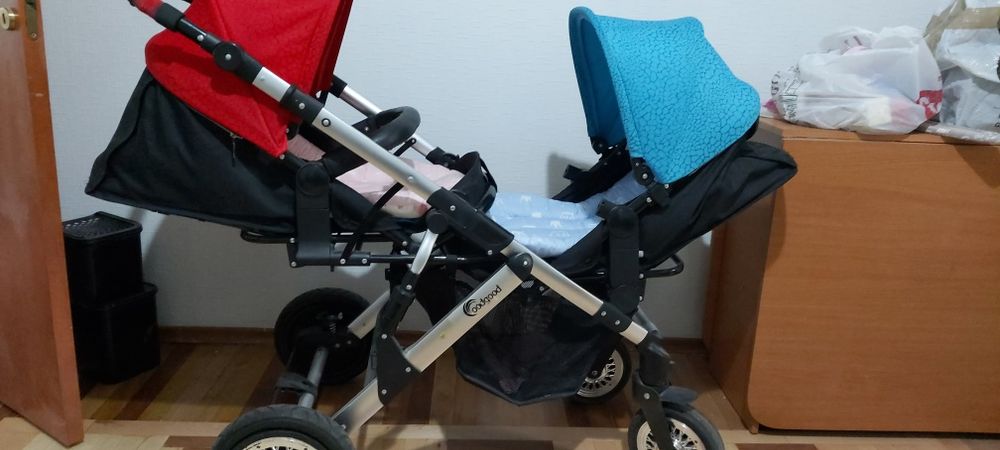 Коляска для двойни