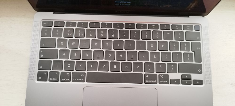 MacBook air 13 m1