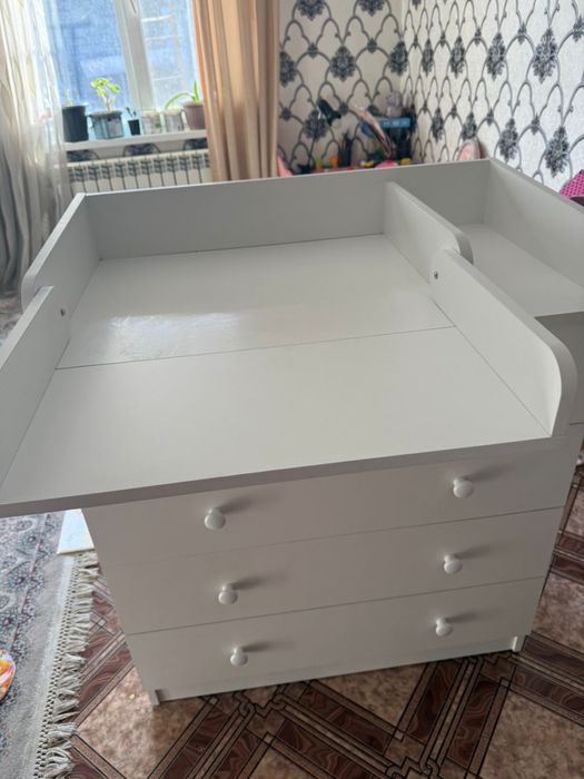 Продам камод и манеж