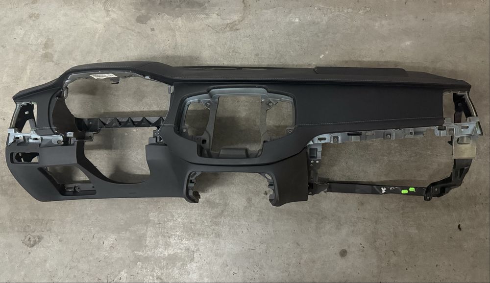 Арматурно табло оригинално за Volvo XC90 2 (2015 - 2019)