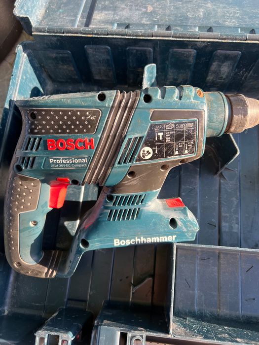 Професионален перфоратор bosch