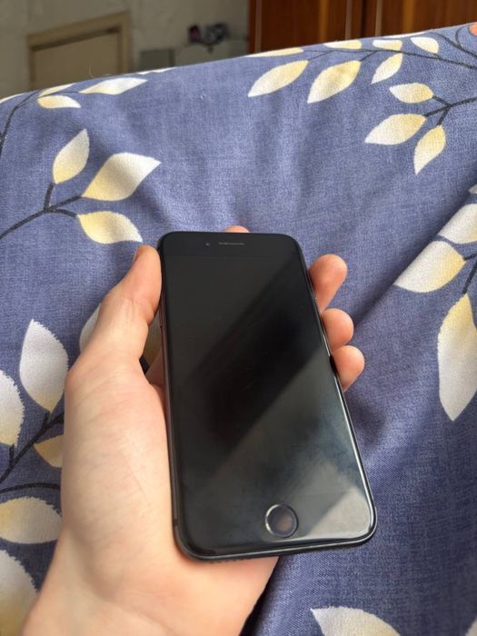 Айфон 8 64\100% продам