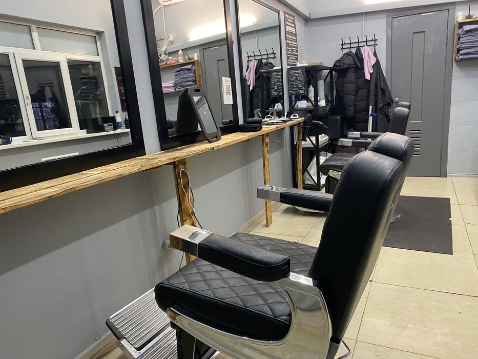 Сдам кресло барберу