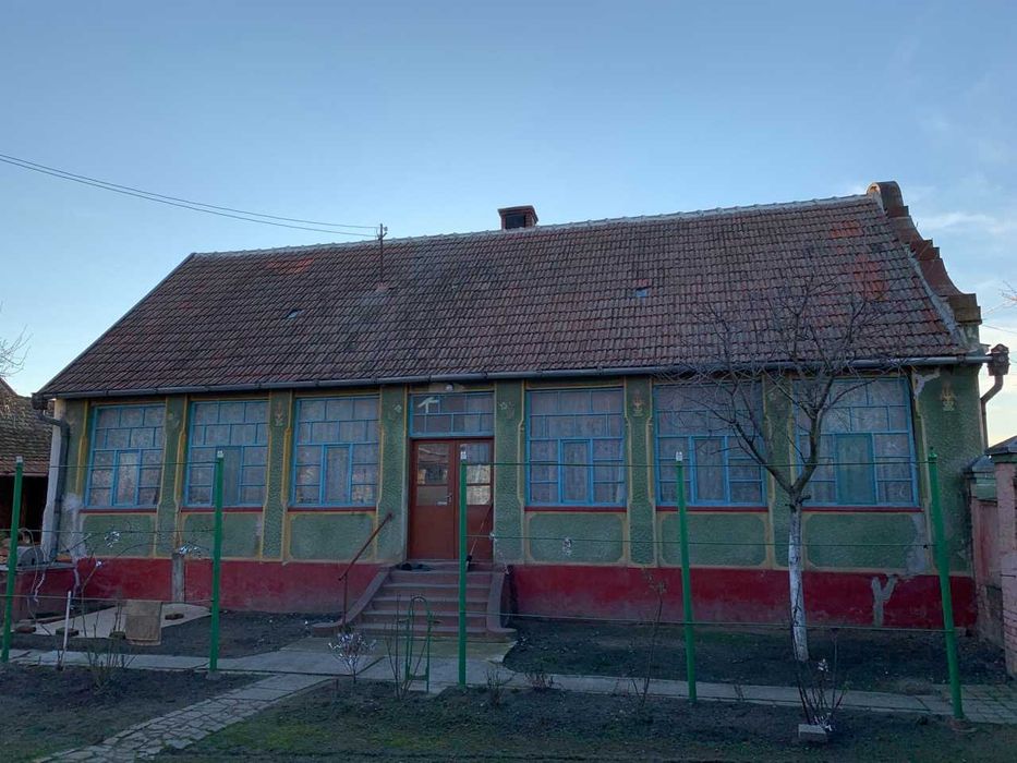 Casă cu teren generos 2275mp la Uliuc (20km de Timișoara) | Accept schimburi