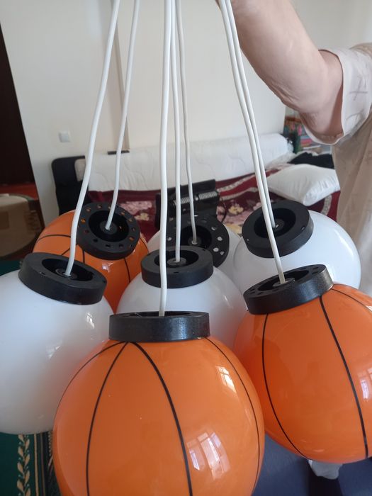 Продам люстру - футбольная