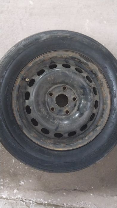Шина с диском Ауди 195/65/15
