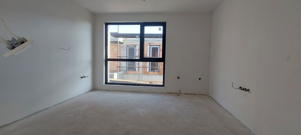 Продава се Къща в Бургас, Лазур - 390 кв.м за 523 €/кв.м - Снимка #4