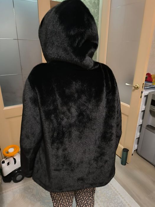 Продам шубу новую