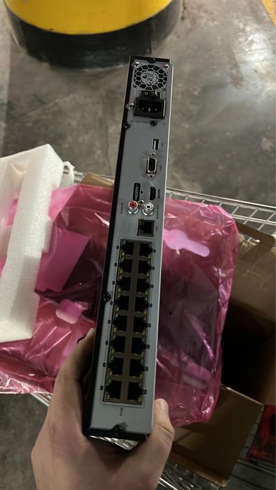 Hikvision DS-7616NI-K2/16P