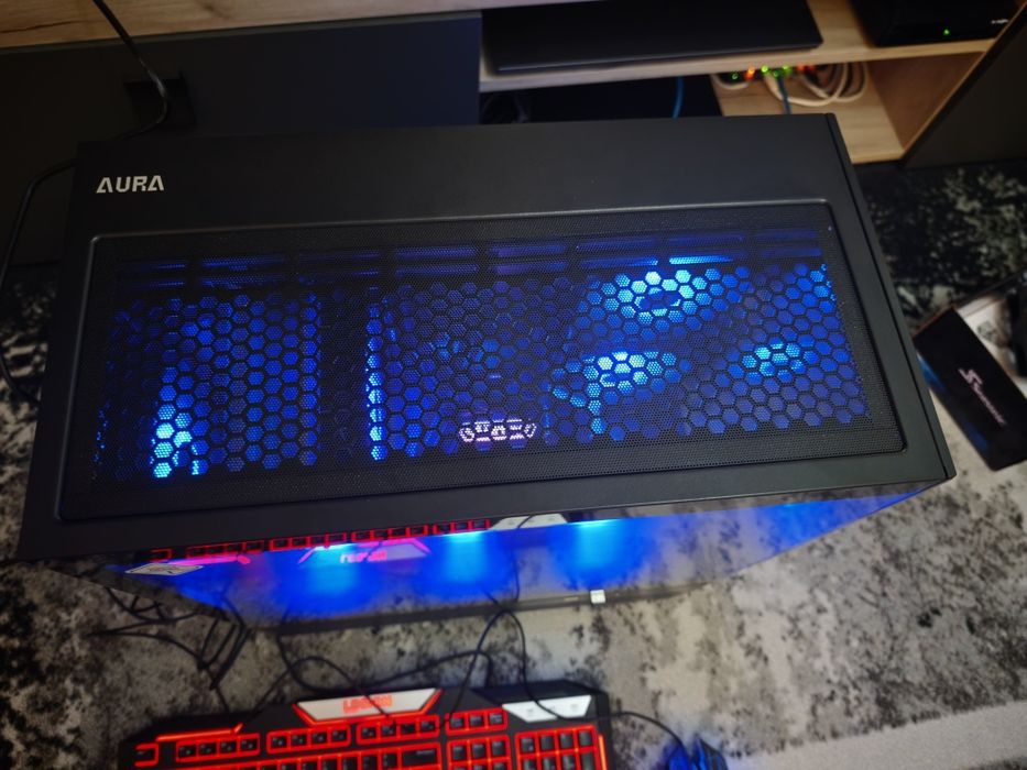 Sistem complet cu procesor I5-10400 6c12th, 16gb ddr4, nvme512gb+hdd2tb,video INTEL UHD630 +mouse+tastatura