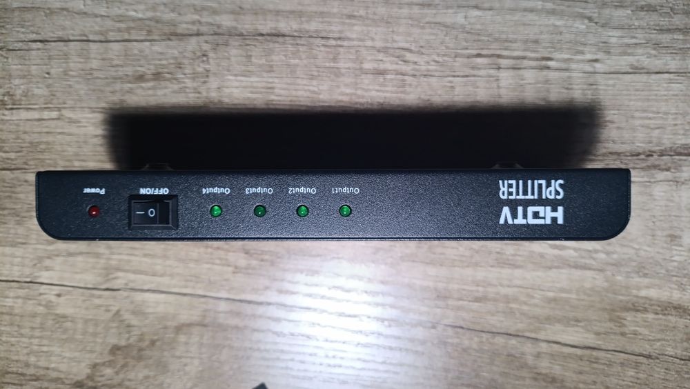 HDMI splitter 1x4 с доп питанием