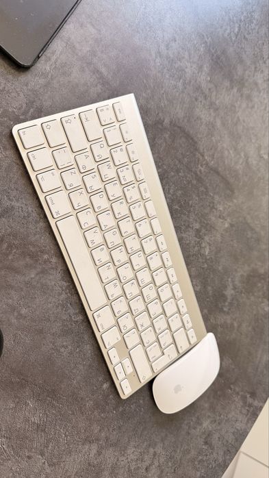 Продам Magic Mouse и apple клавиатуру