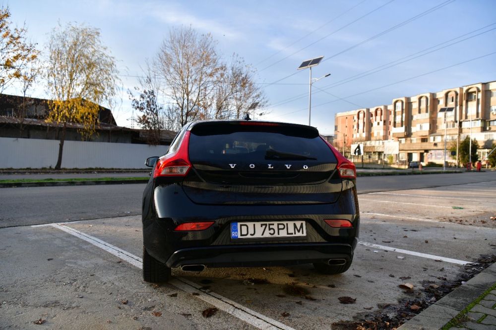 Volvo v40 OCEAN RACE