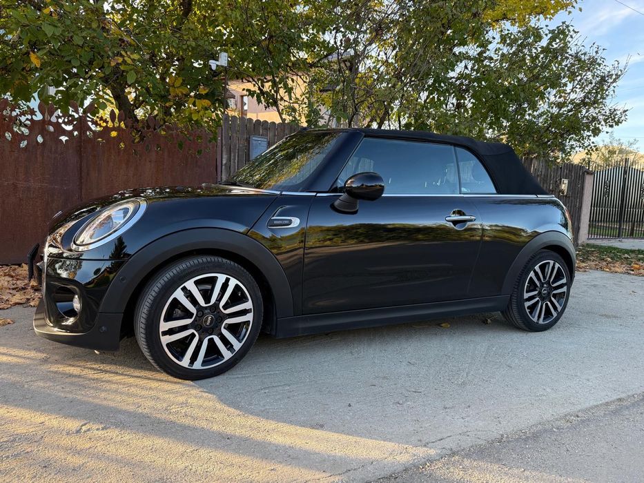 Vând Mini Cooper Cabrio 1.5 Diesel, an 2018 – stare excelentă