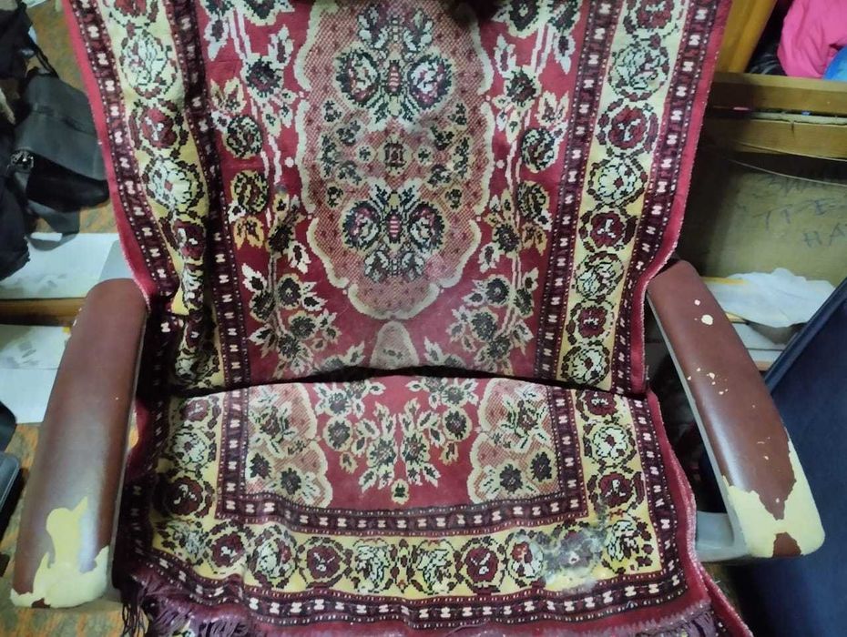 Офисное кресло Малайзия