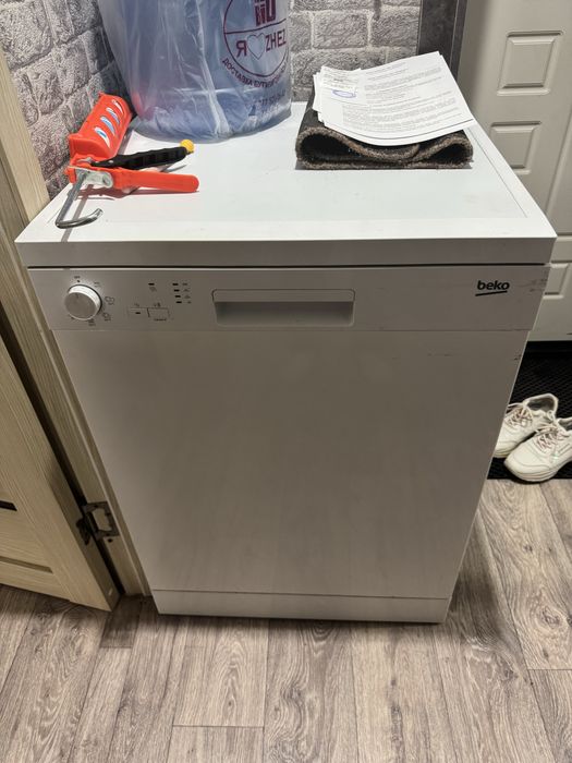 Посудомлечная машинка