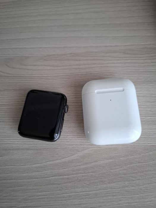 Продам iPhone на запчасти