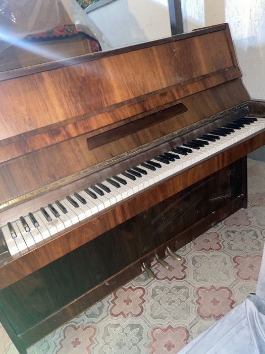 пианино продам бсср