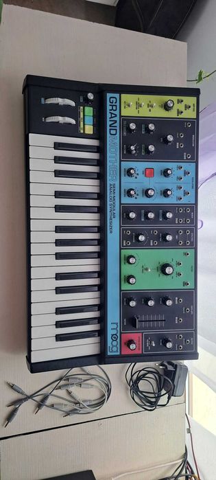 Moog Grandmother