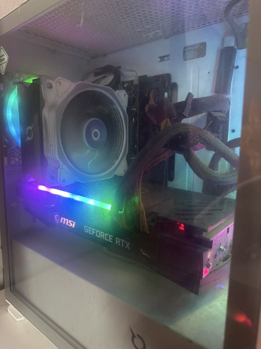 Pc aqirys 3060 ti, intel core i7 10700 cpu 2.90ghz