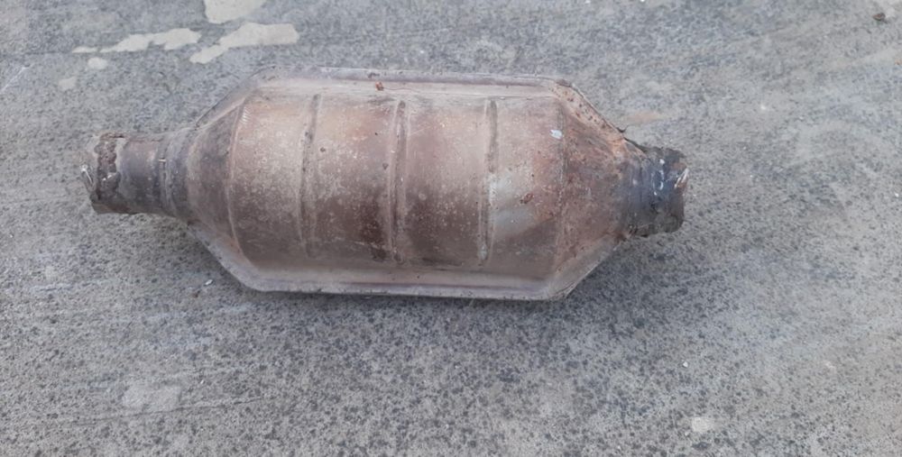 Catalizator universal