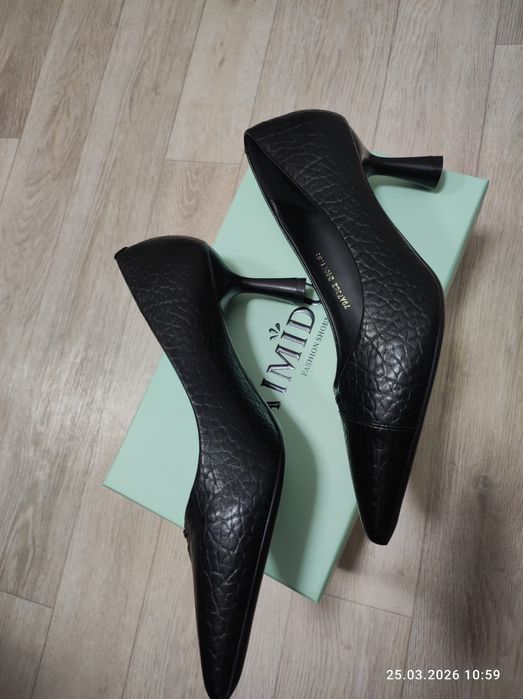 Срочно продам туфли