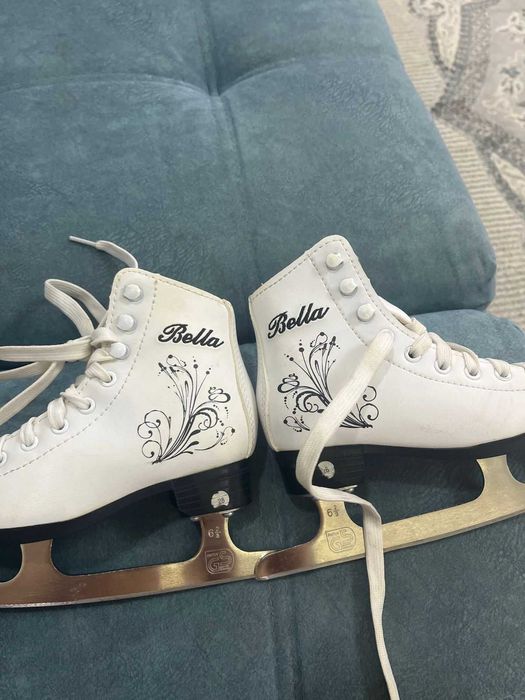 Продам детские коньки, размер 28