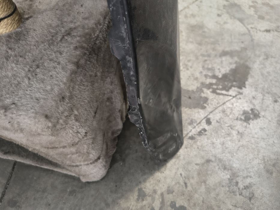 Преден капак Bmw e90