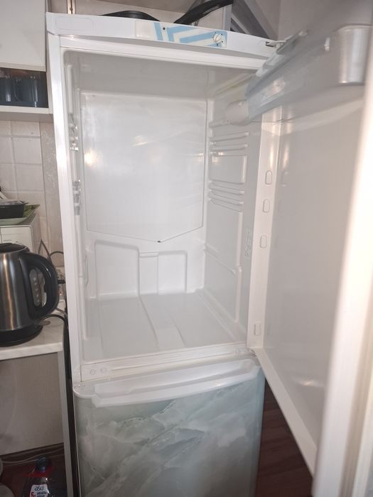 Холодильник на запчасти