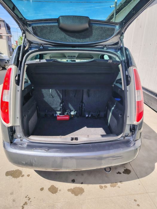 Vând Skoda Roomster 1.2benzina