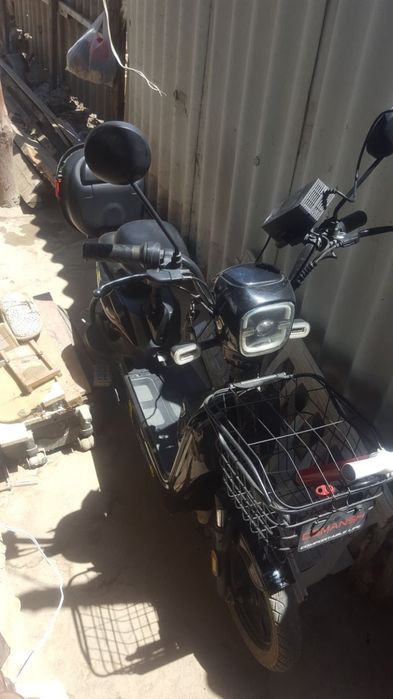 Chontak skuter bonvi