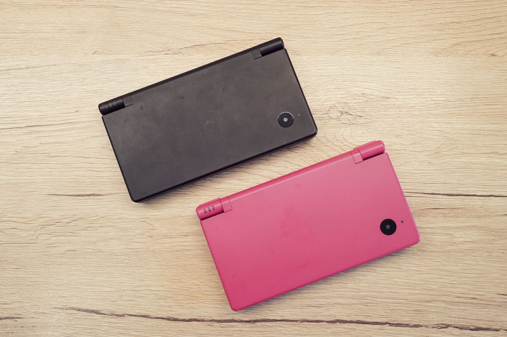 Consola Nintendo DS i Black portabila stare perfecta estetica