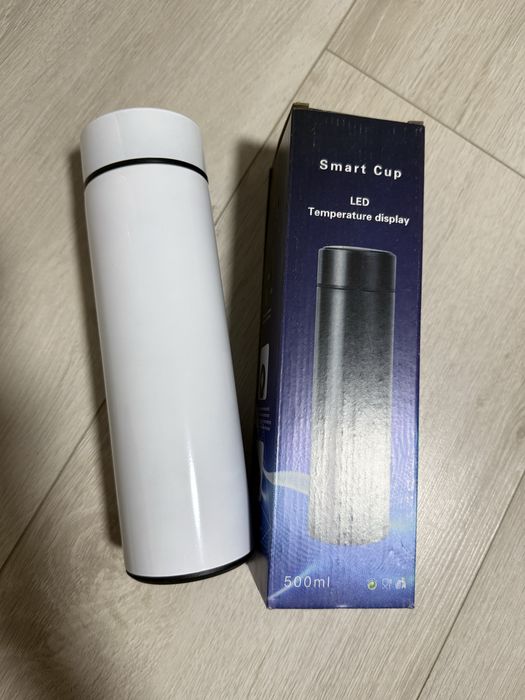 Продам Термосы белые