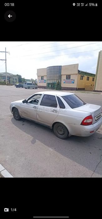 Продам приора 01