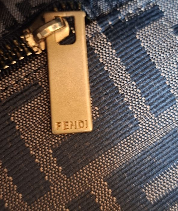 Geanta fendi small