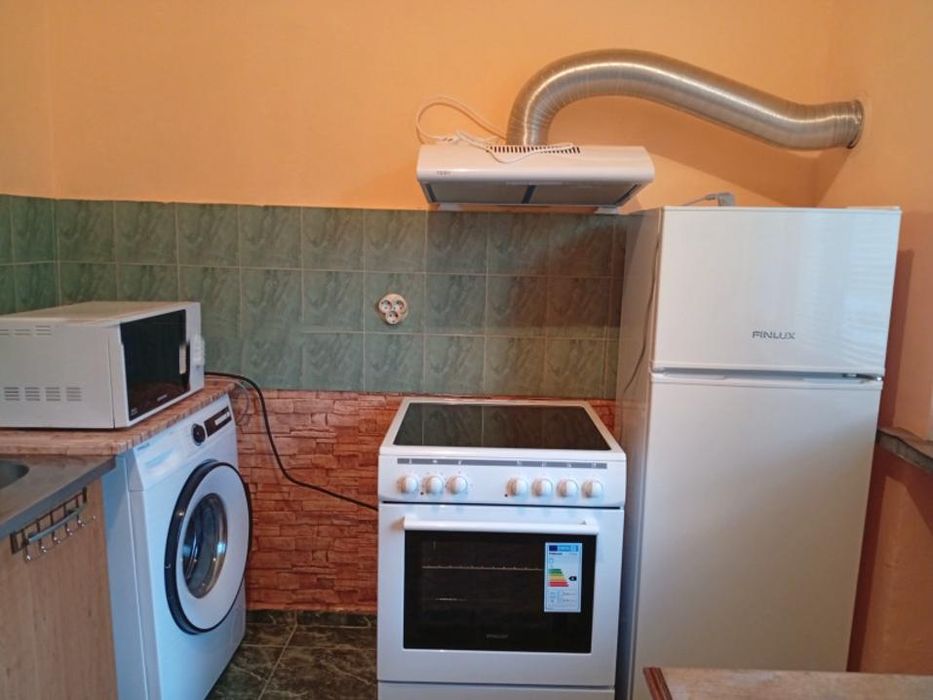 Дава се под наем Тристаен апартамент в София, Сухата река - 70 кв.м за 500 € - Снимка #2