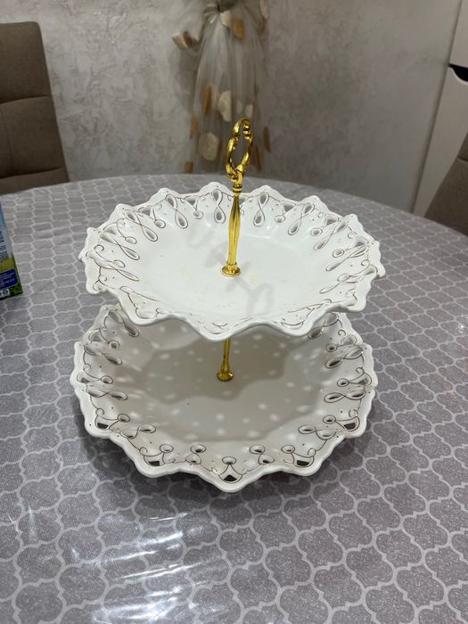 Этажерка менажница