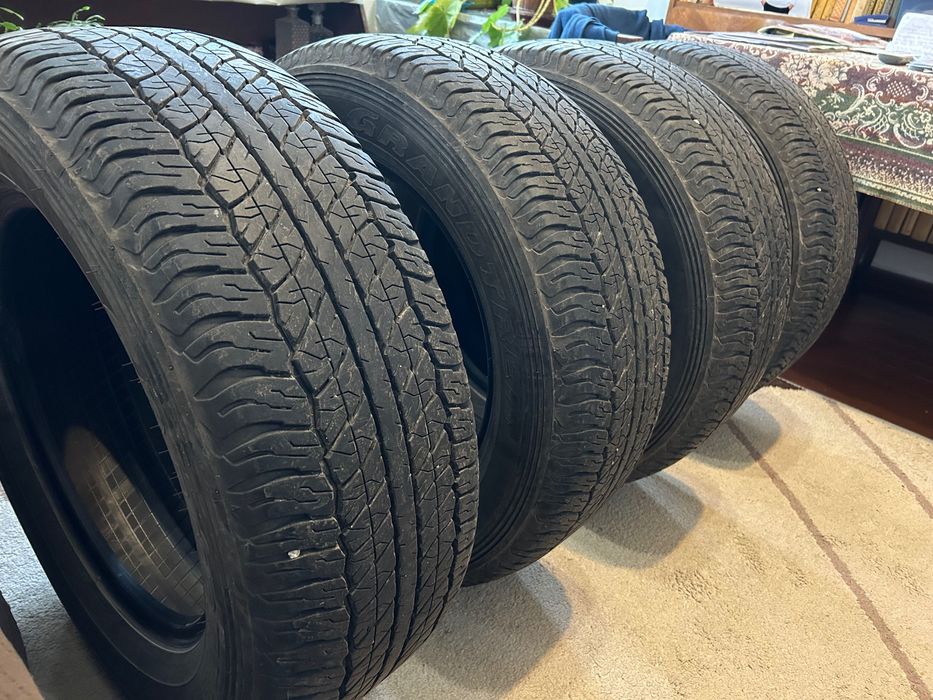 Продавам летни гуми в много добро състояние