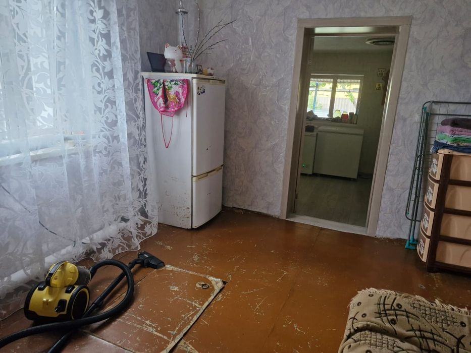 Продам дом,частично мебелированый